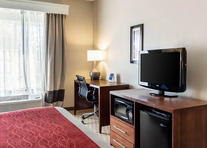 Comfort & Near Campbell Medical Center Hotel 4*