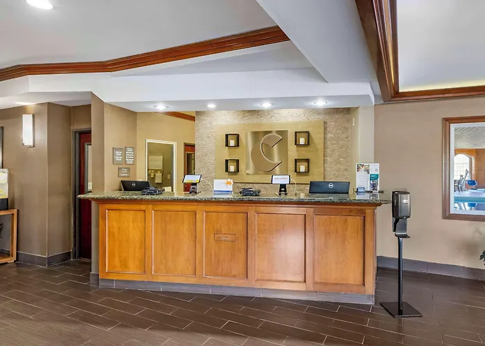 Hotel Comfort & Near Campbell Medical Center 4*