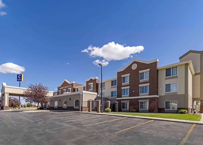 Hotel Comfort & Near Campbell Medical Center 4*