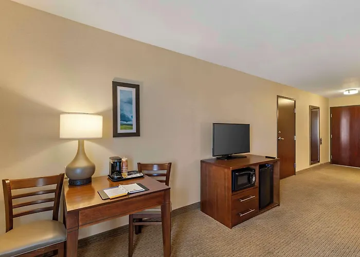 Comfort & Near Campbell Medical Center Hotel