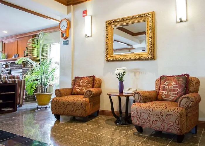 Comfort & Near Campbell Medical Center Gillette