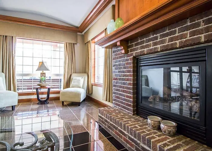 Hotel Comfort & Near Campbell Medical Center 4*