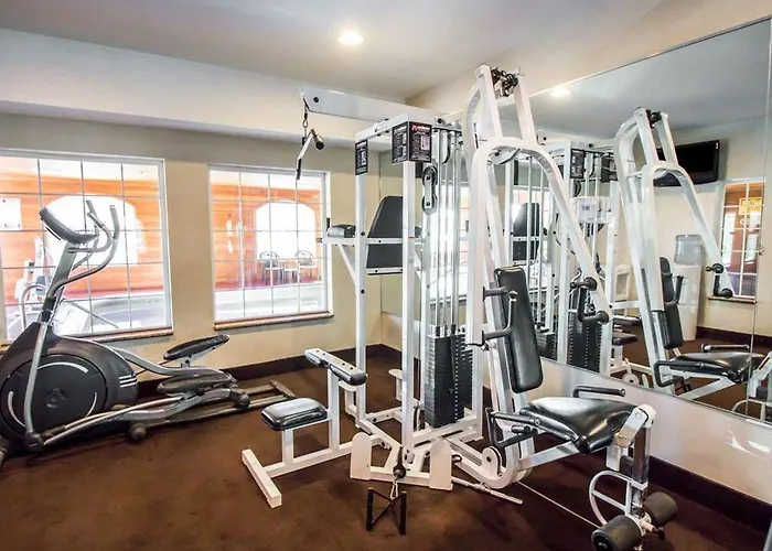 Comfort & Near Campbell Medical Center 4*