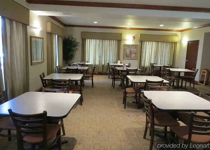 Comfort & Near Campbell Medical Center Hotel 4*